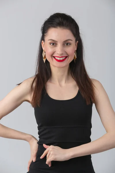 Estúdio Retrato Bela Jovem Senhora Década Vestindo Pouco Vestido Preto — Fotografia de Stock