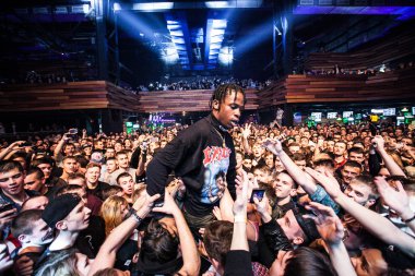 Travis Scott Moskova'da gerçekleştirme
