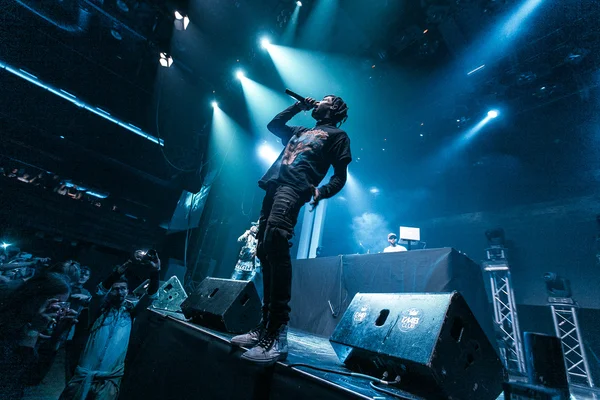 Travis Scott se apresentando em Moscou — Fotografia de Stock