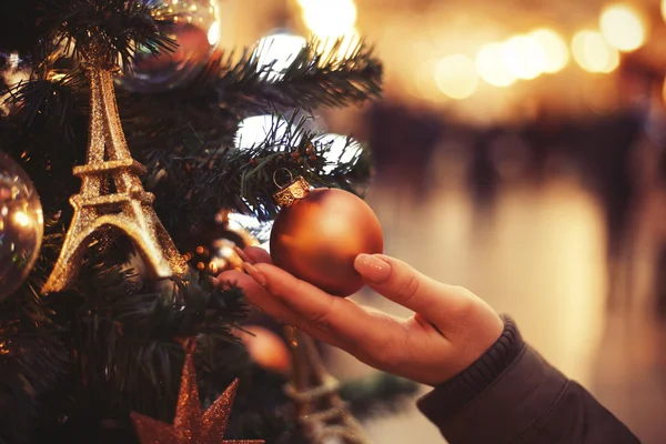 Kerstmis komt eraan naar het winkelcentrum — Stockfoto