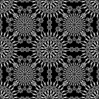 Siyah üzerine beyaz, pürüzsüz dantel süs.