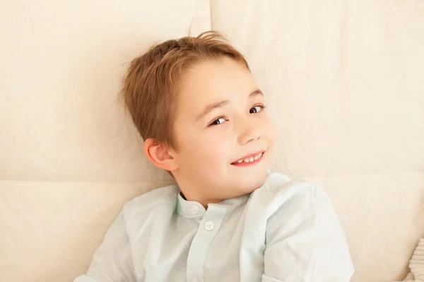 Retrato de niño —  Fotos de Stock