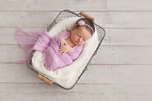 Newborn baby girl — Stock Photo, Image