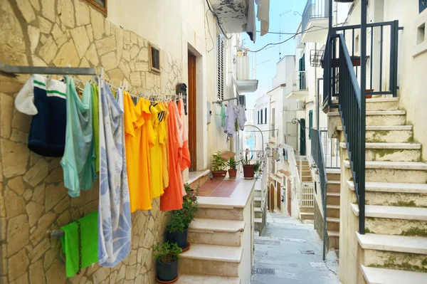 Tipik ortaçağ dar sokak 