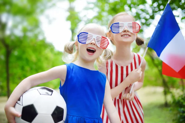 Due piccoli tifosi — Foto Stock