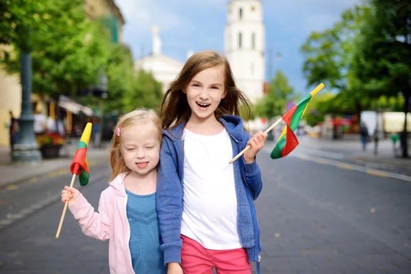 Litvanya Devlet günü kutlama kız — Stok fotoğraf