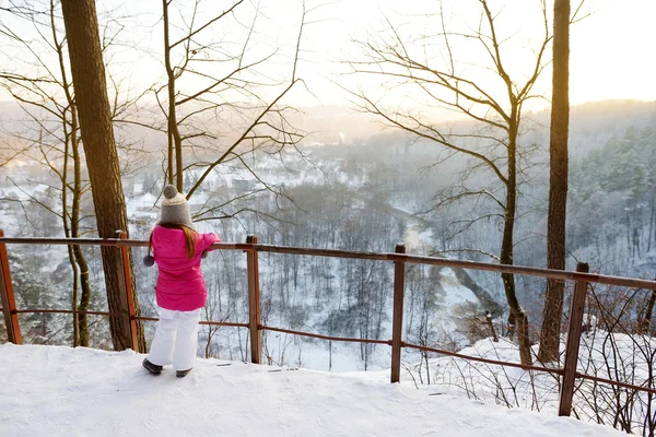 Little girl admiring a view of Vilnia river — Stock Photo, Image