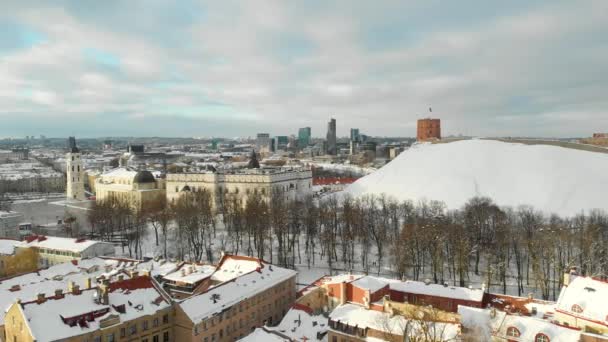 Aerial view of beautiful sunny Vilnius city centre scene in winter — Stock Video