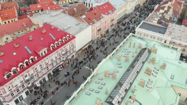 ヴィリニュスでの国家の日の回復のお祝いの空中ビュー — ストック動画
