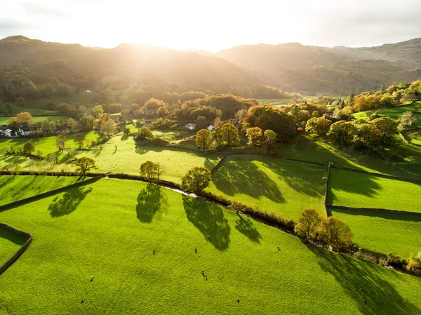 Vista Aérea Infinitas Pastagens Exuberantes Terras Agrícolas Inglaterra Lindo Campo — Fotografia de Stock