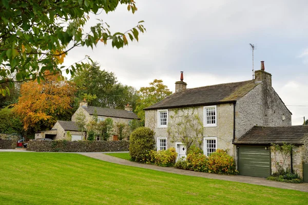 Beatiful View Airton Small Village Civil Parish Craven District North — Stock Photo, Image