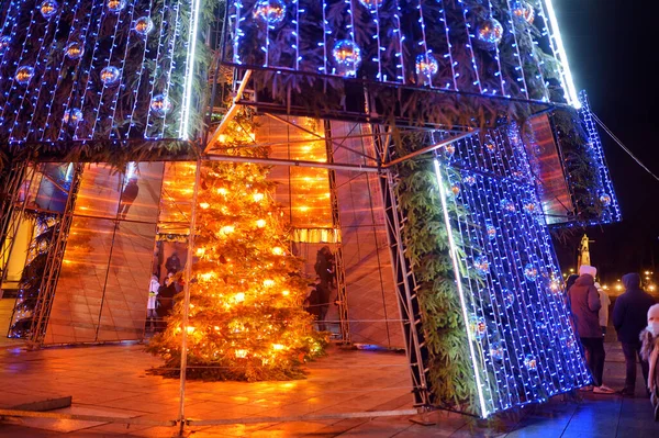 Vilnius Lituânia Dezembro 2020 Bela Árvore Natal Praça Catedral Vilnius — Fotografia de Stock