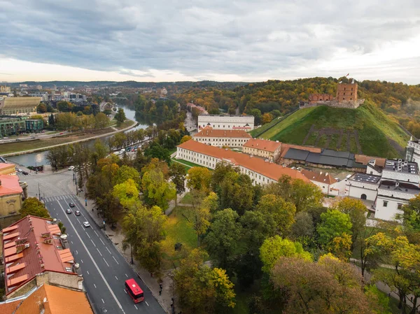 Όμορφο Πανόραμα Της Πόλης Του Βίλνιους Φθινόπωρο Πορτοκαλί Και Κίτρινο — Φωτογραφία Αρχείου