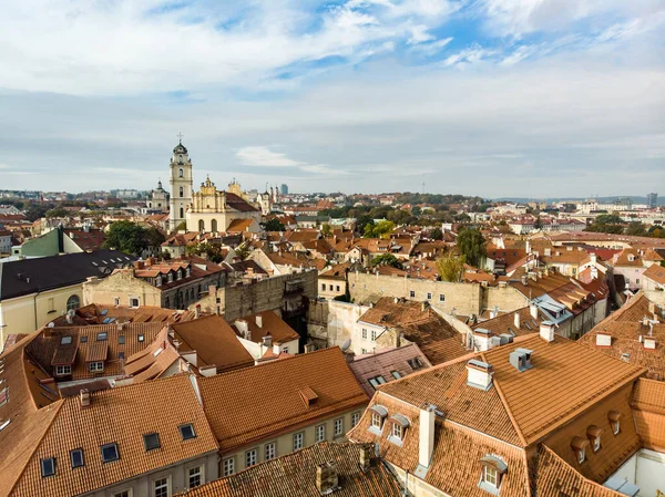 Kota Vilnius Yang Indah Panorama Musim Gugur Dengan Dedaunan Oranye — Stok Foto