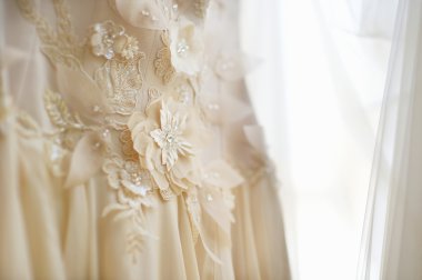 güzel düğün elbisesi