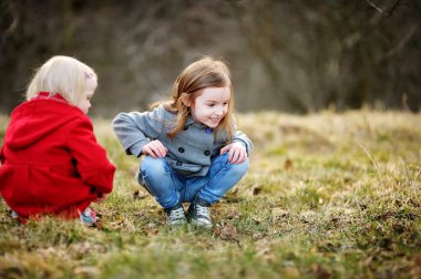 Little sisters ormandaki