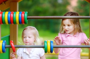 Little sisters saymak öğrenme