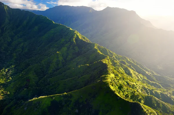 Impresionante vista aérea de espectaculares selvas — Foto de Stock