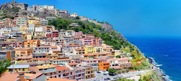 Colorful houses and a castle of Castelsardo town — Stock Photo, Image