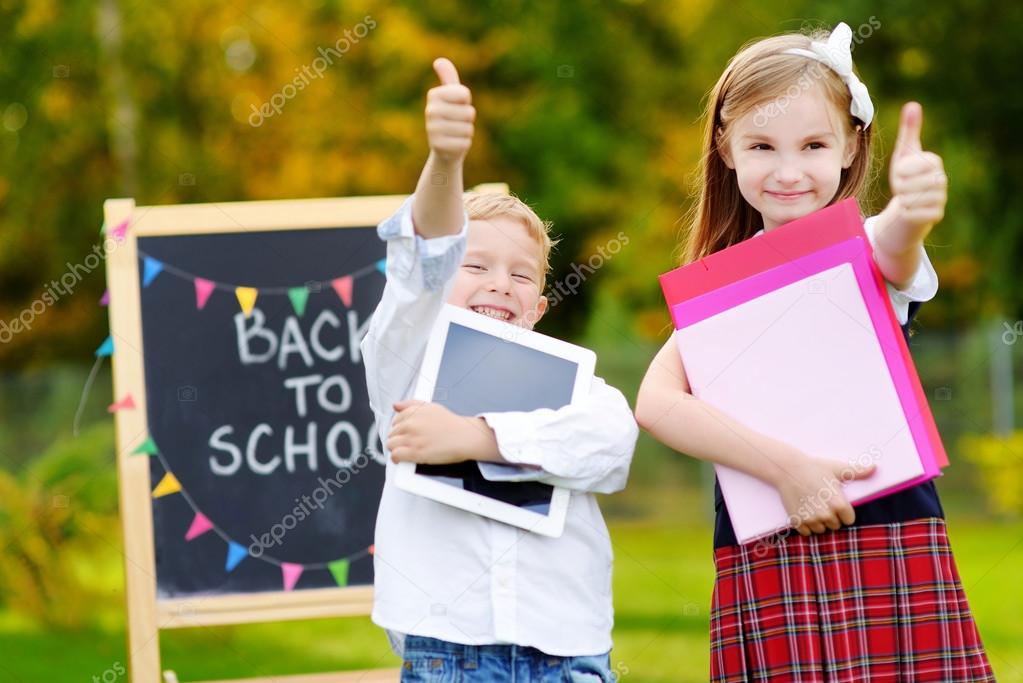 schoolkids going back to school