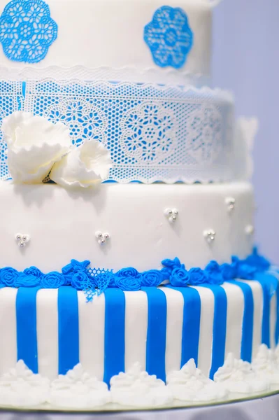 Grande bolo de casamento — Fotografia de Stock