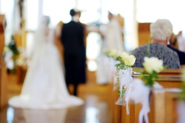 Güzel çiçek düğün süslemesi