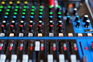 Ses kayıt stüdyosu ekipman 