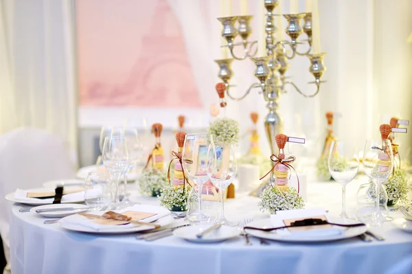 Table set for an event party or wedding reception — Stock Photo, Image