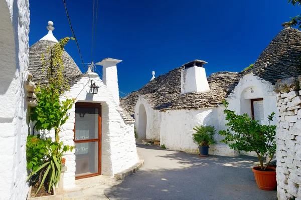 Casas de trulli tradicionales en Alberobello —  Fotos de Stock