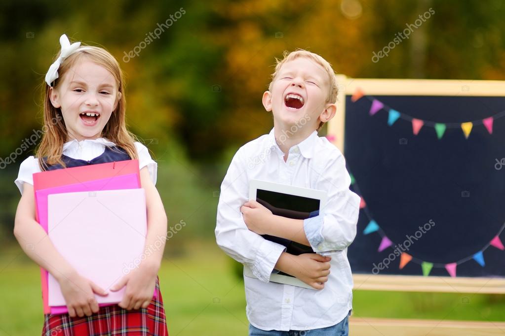 schoolkids going back to school