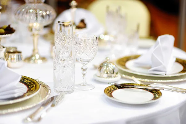 Table set for festive event — Stock Photo, Image