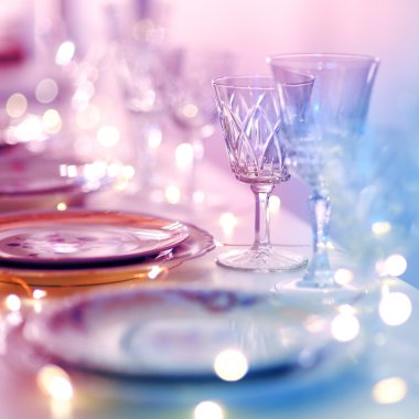 Bir olay partisi için tablo ayarlandı