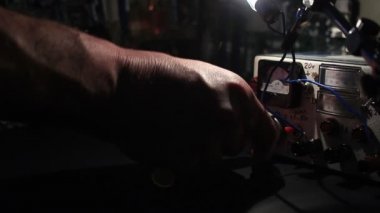 Açma ve kapama ışığı düğmesi