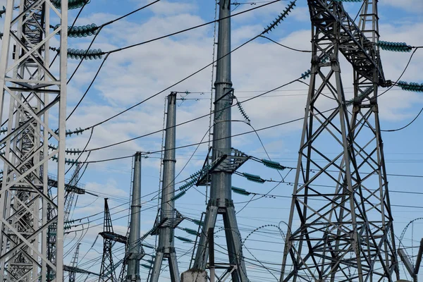 Sottostazione Elettrica Una Linea Elettrica Alta Tensione — Foto Stock
