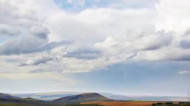 Dağların güzel manzarası