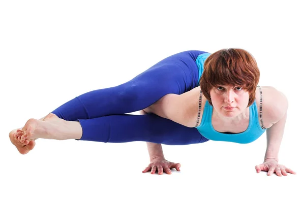 Kvinna som gör yoga — Stockfoto