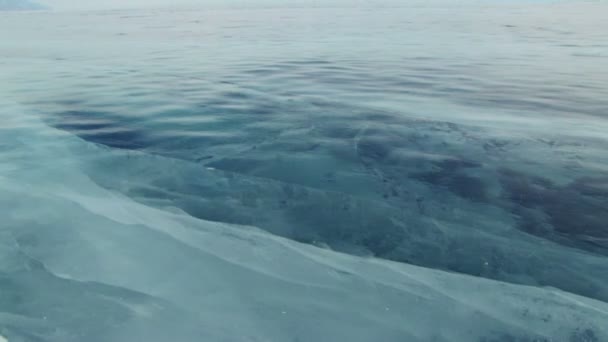 Lago de invierno Baikal — Vídeo de stock