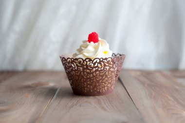 Düğün cupcake masada