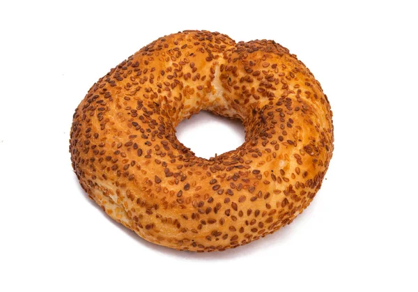 Turkisk Bagel Med Sesamfrön Isolerad Vit Bakgrund — Stockfoto