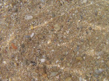 Aşağıdan küçük çakıl taşlarıyla arkaplan