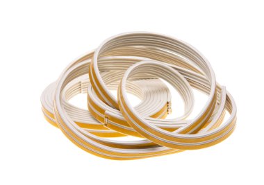 Yapışkan lastik mühür beyaz arkaplanda izole edildi