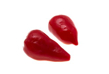 kırmızı küçük biber beyaz arkaplanda izole