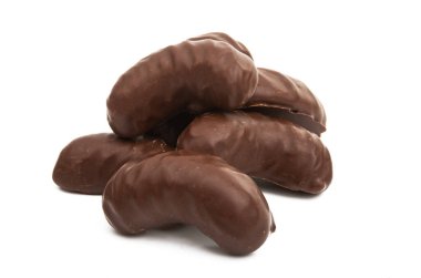 Beyaz arka planda izole edilmiş çikolatalı şekerleme. 