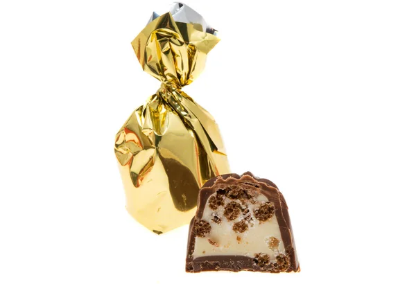 Chocolade Snoepjes Wikkel Geïsoleerd Witte Achtergrond — Stockfoto