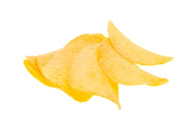 Patates cipsi beyaz arkaplanda izole 