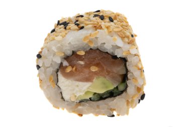 Suşi beyaz arkaplanda izole edildi 