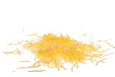 rendelenmiş peynir beyaz arkaplanda izole 