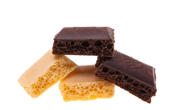 Provzdušněná Čokoláda Izolované Bílém Pozadí — Stock fotografie