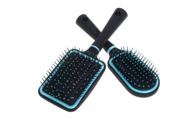 beyaz arkaplanda izole edilmiş saç fırçası 