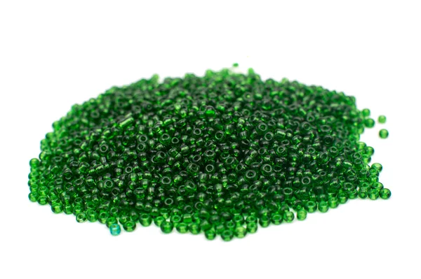 Färgglada gröna pärlor — Stockfoto